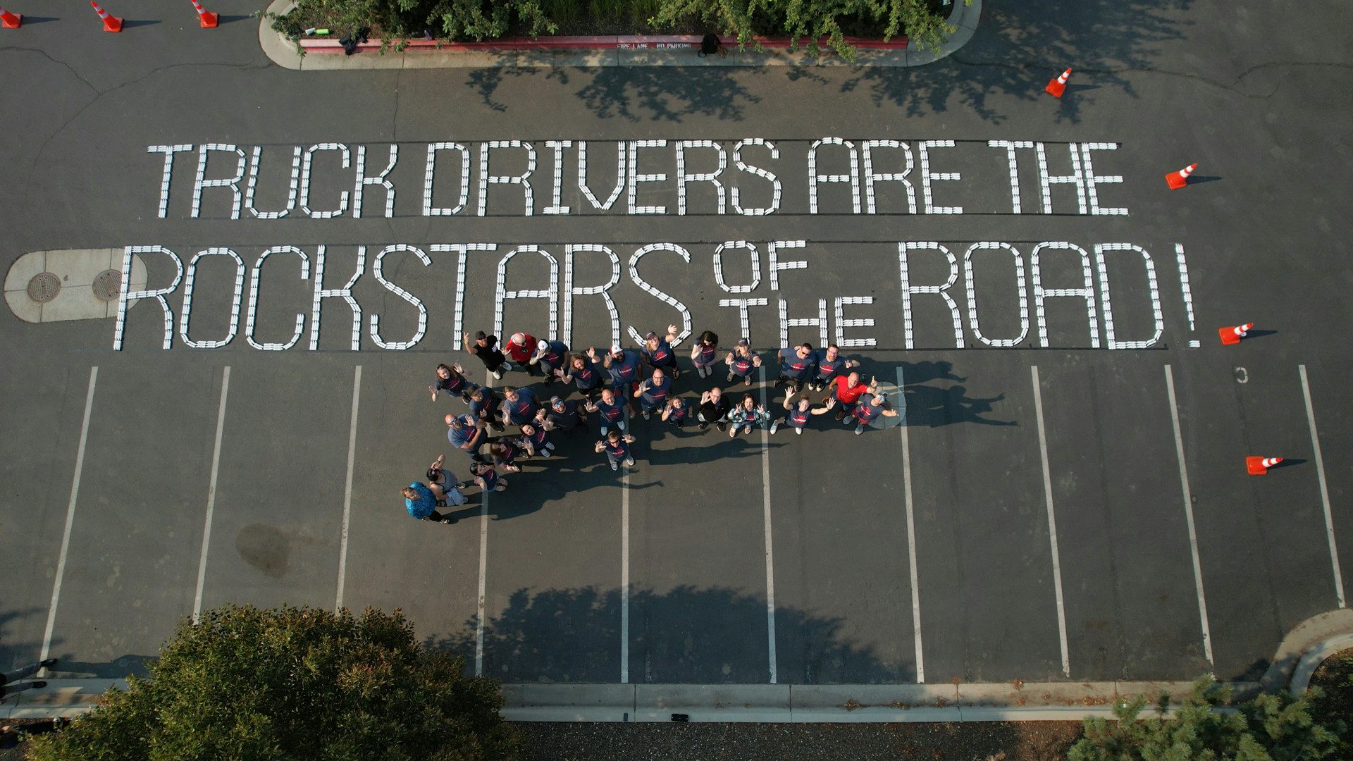 Truckstop Sets New GUINNESS WORLD RECORDS™ Title in Honor of National Truck Driver Appreciation Week image